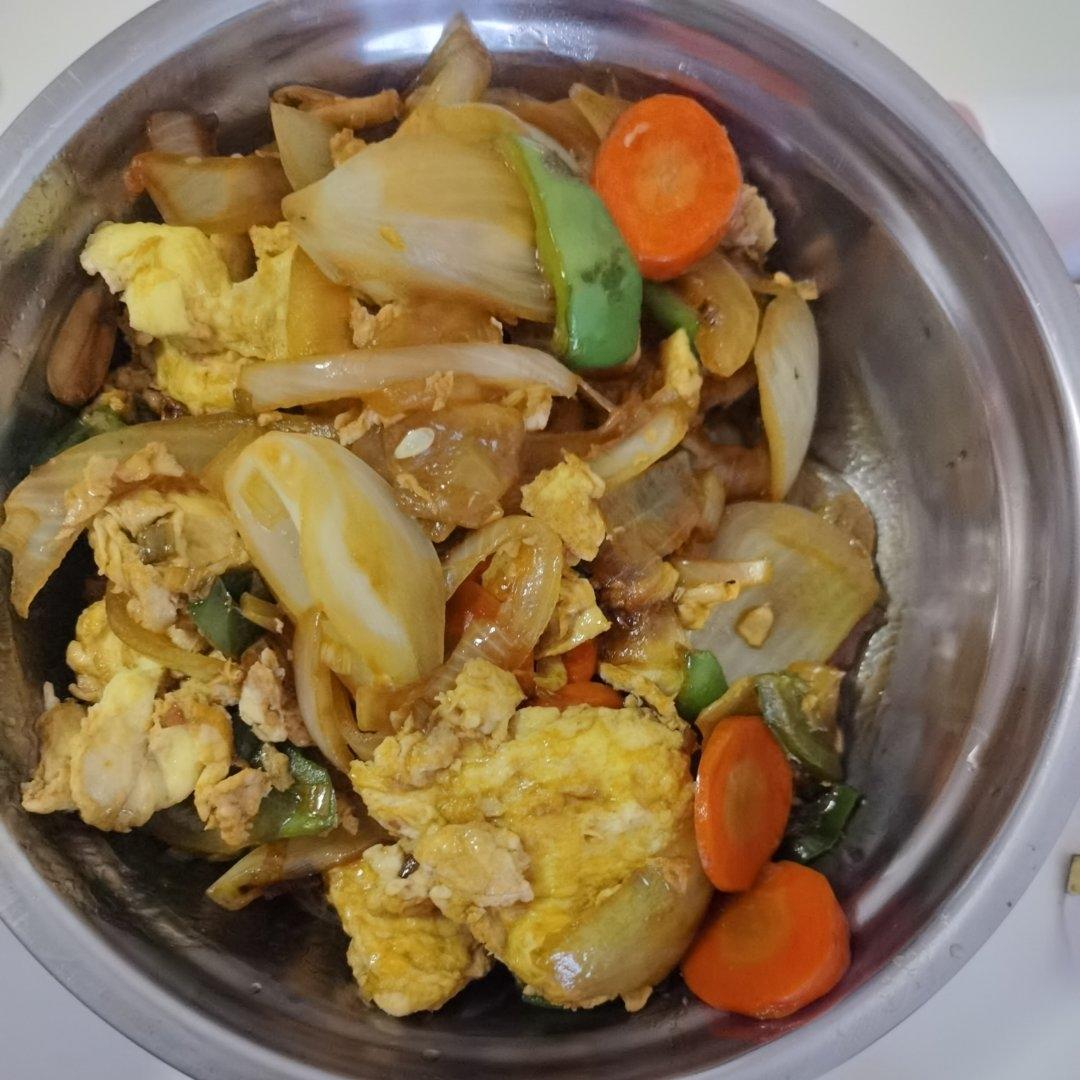 简单又好吃的洋葱炒鸡蛋
