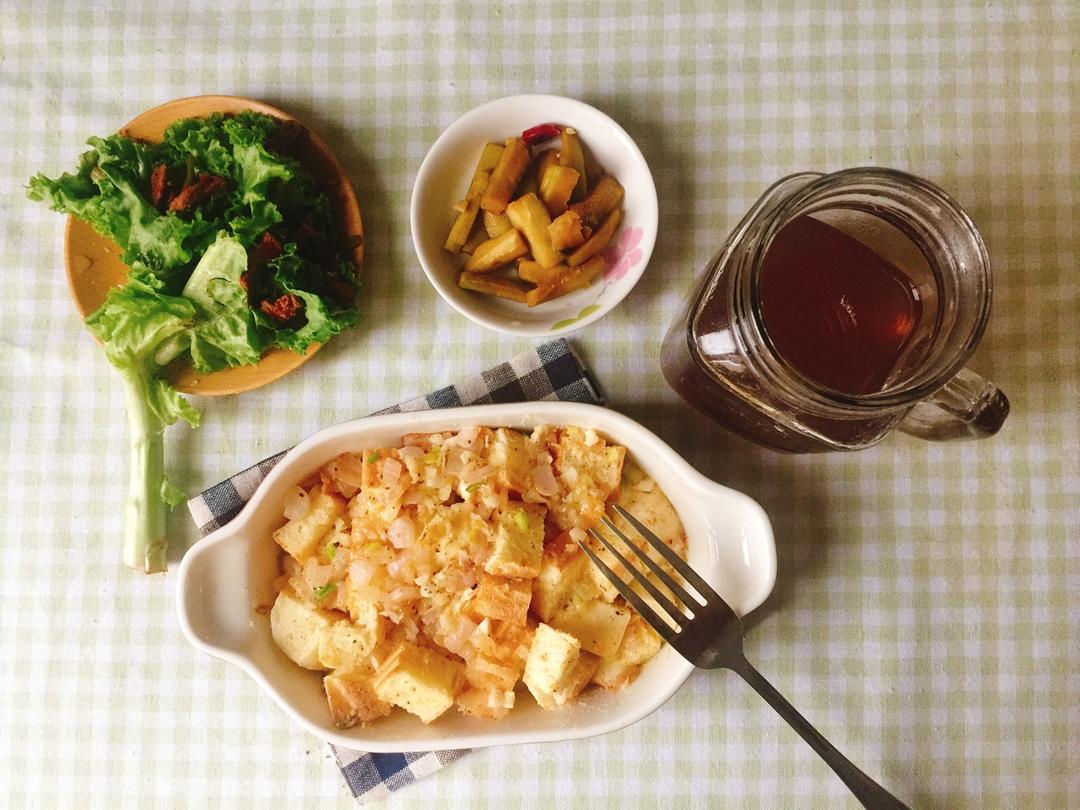 每天，叫醒我的是早餐