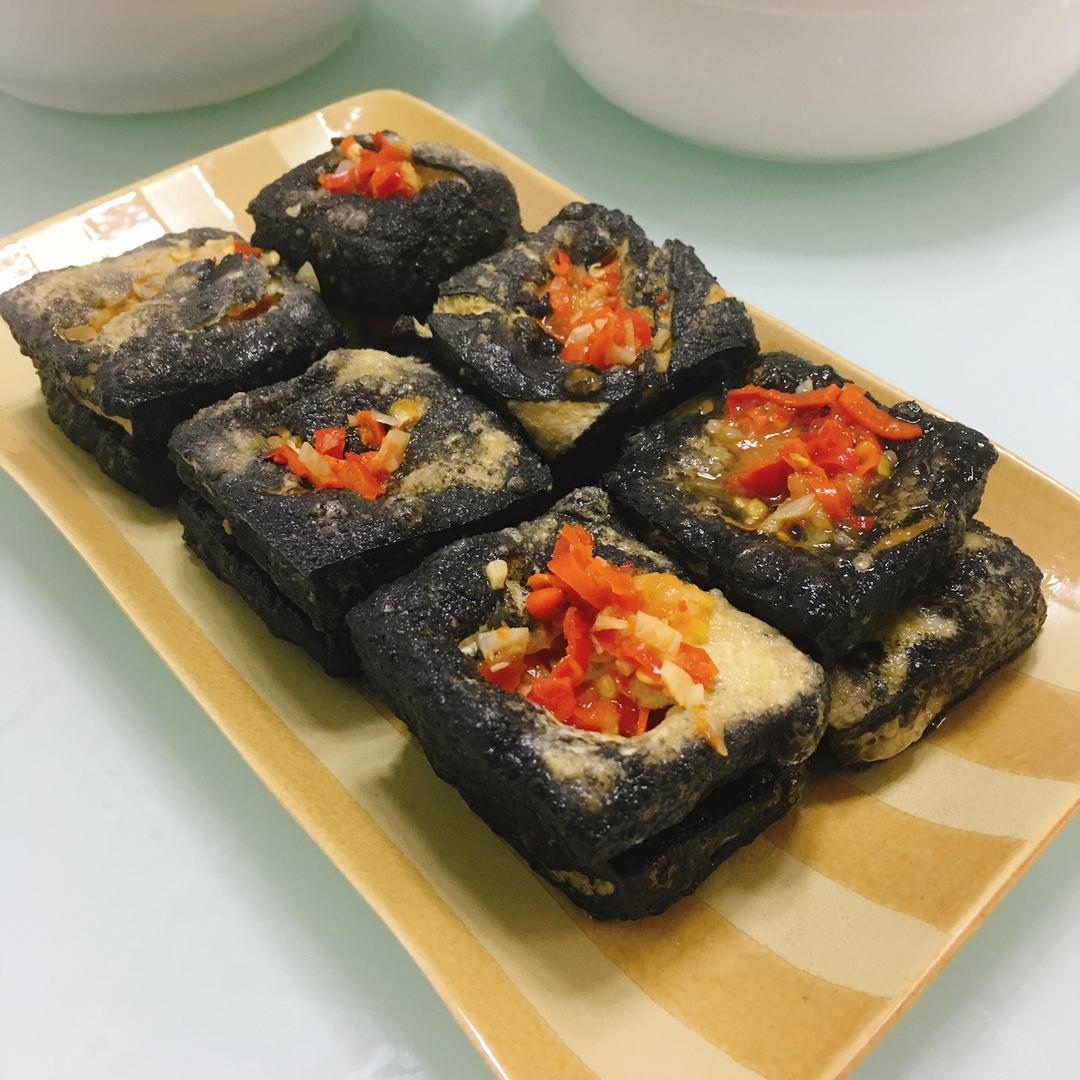 我才是金金做的油炸臭豆腐(美味汤汁制作)