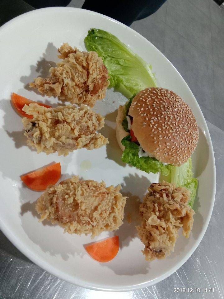 奥尔良炸鸡汉堡