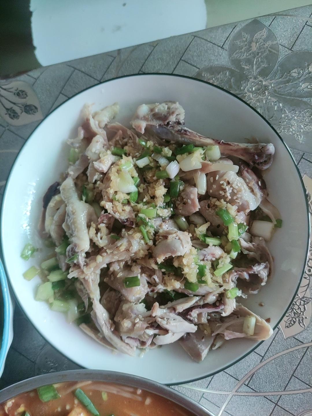 嫩滑葱油鸡腿