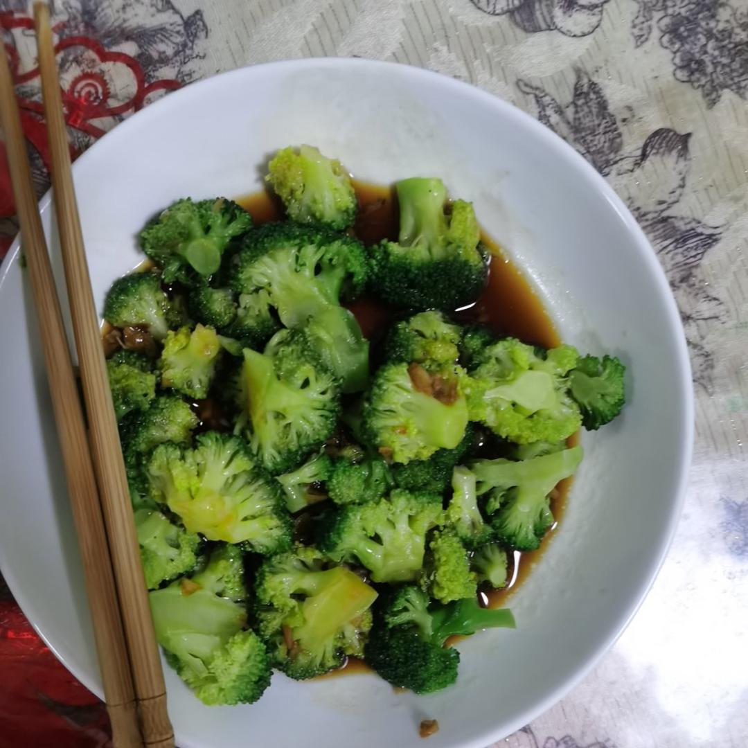 蚝油凉拌西兰花