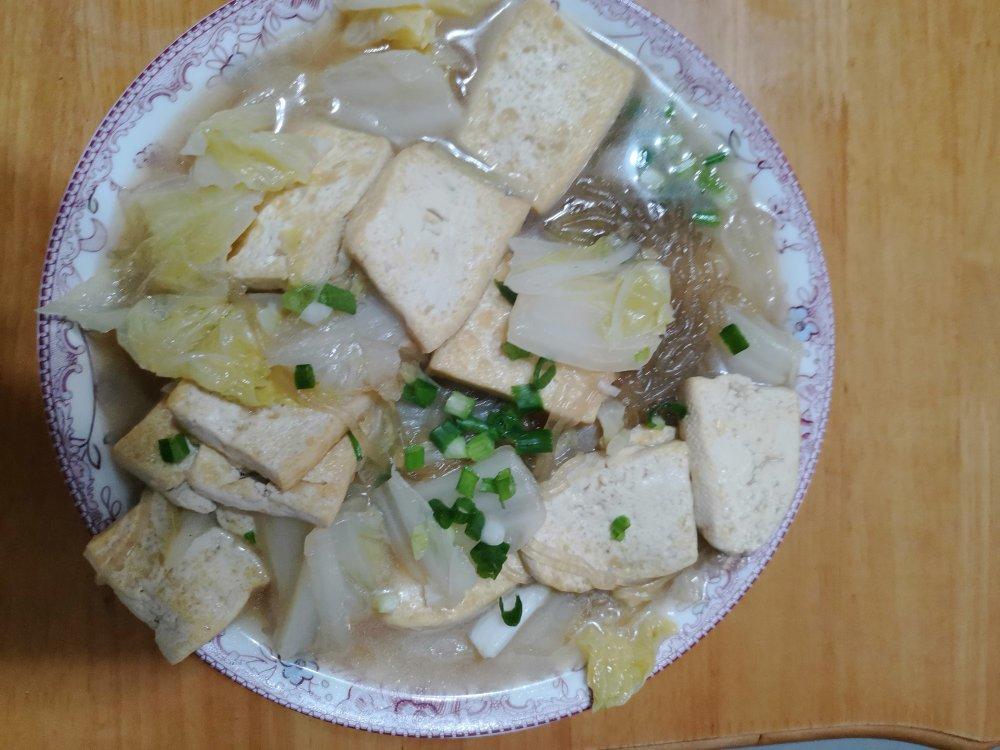 白菜粉条炖豆腐