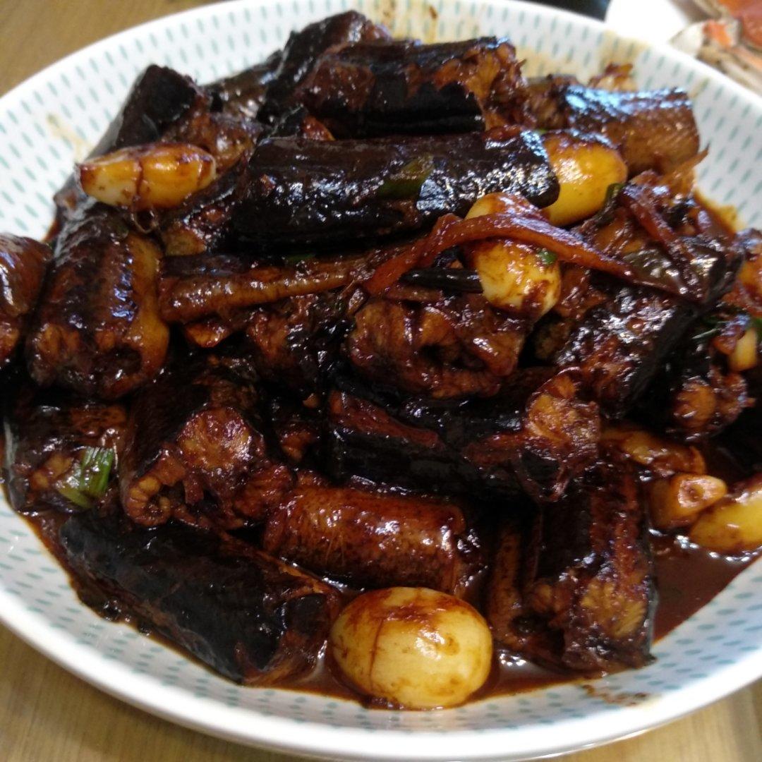 大蒜烧鳝鱼