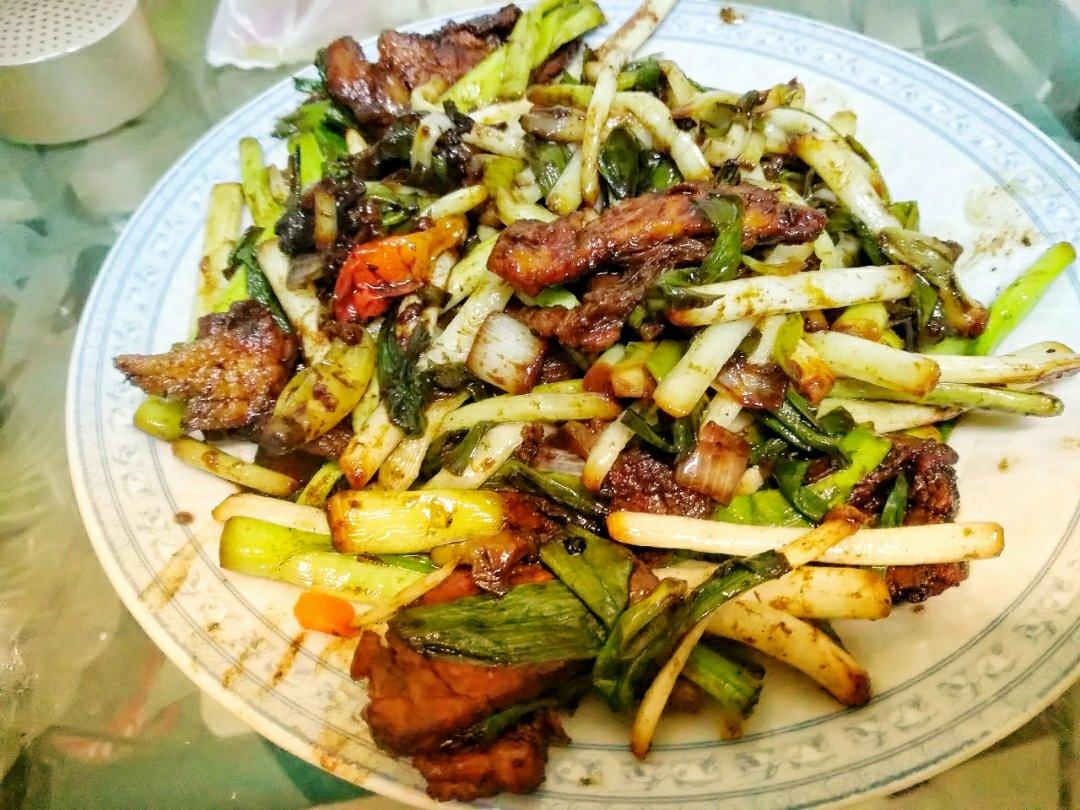 厨师长教你：“回锅肉”的正宗做法，先收藏