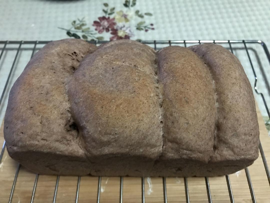 低卡黑麦全麦吐司