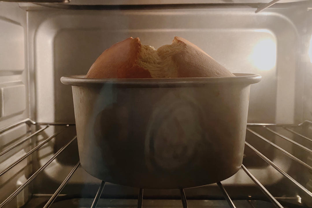 焦糖核桃无花果戚风