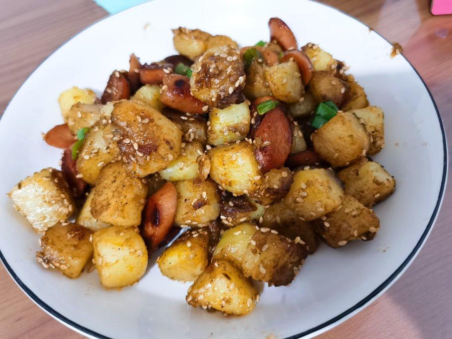 香辣孜然火腿土豆丁