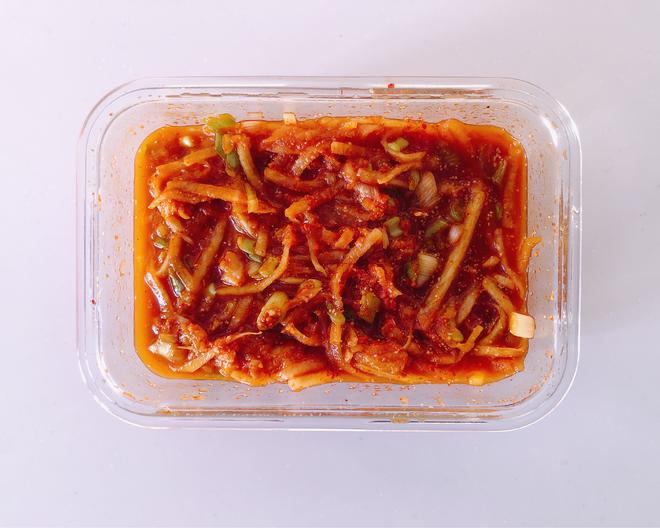 韩式萝卜丝泡菜（白钟元的料理课堂）的做法