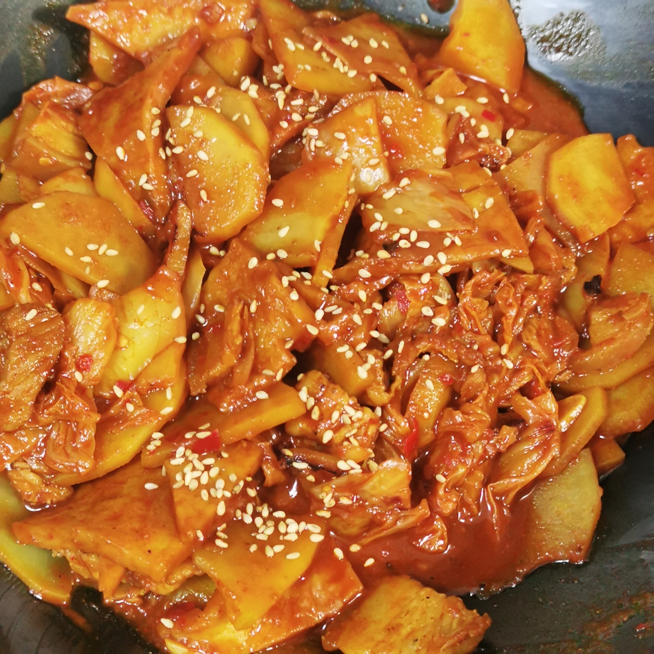 快手韩餐—辣白菜土豆片的做法