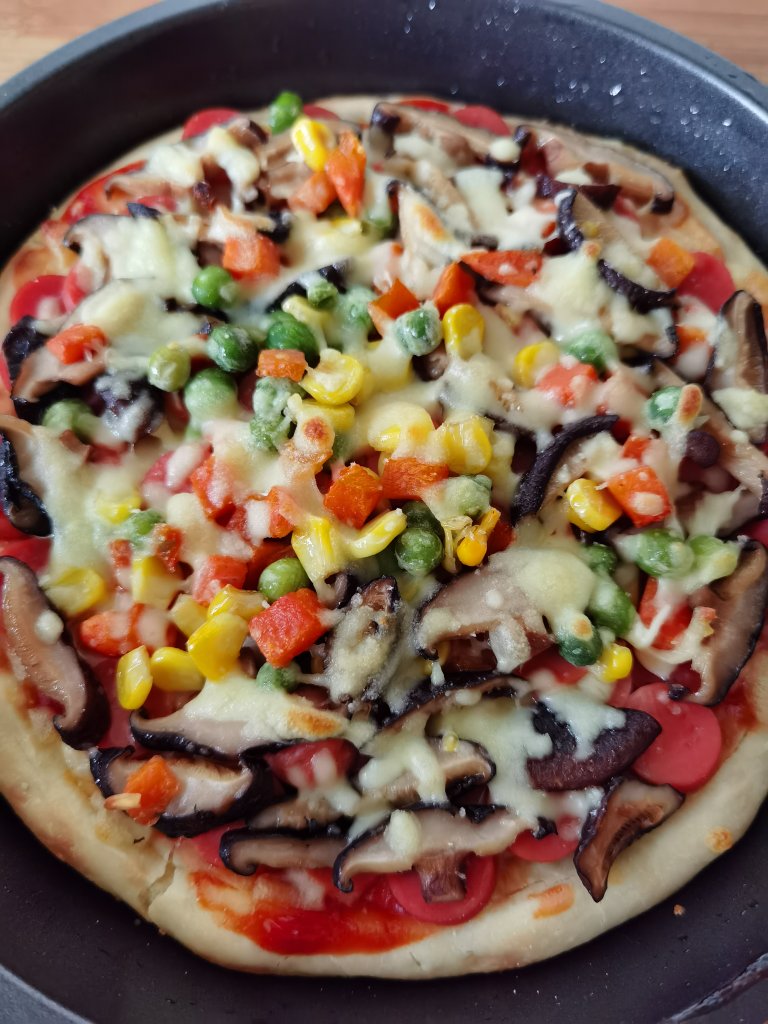 快手午餐——水果披萨，烤肉披萨