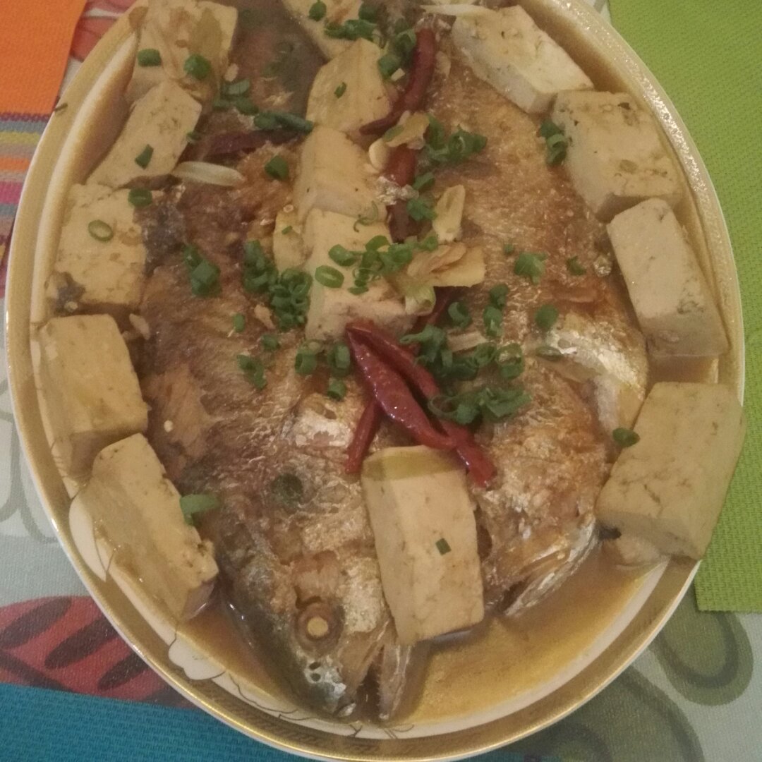 黄鱼炖豆腐