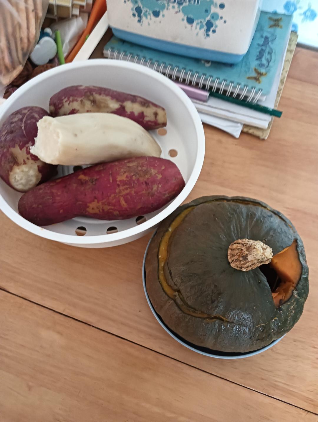 南瓜奶油小餐包（一次发酵）
