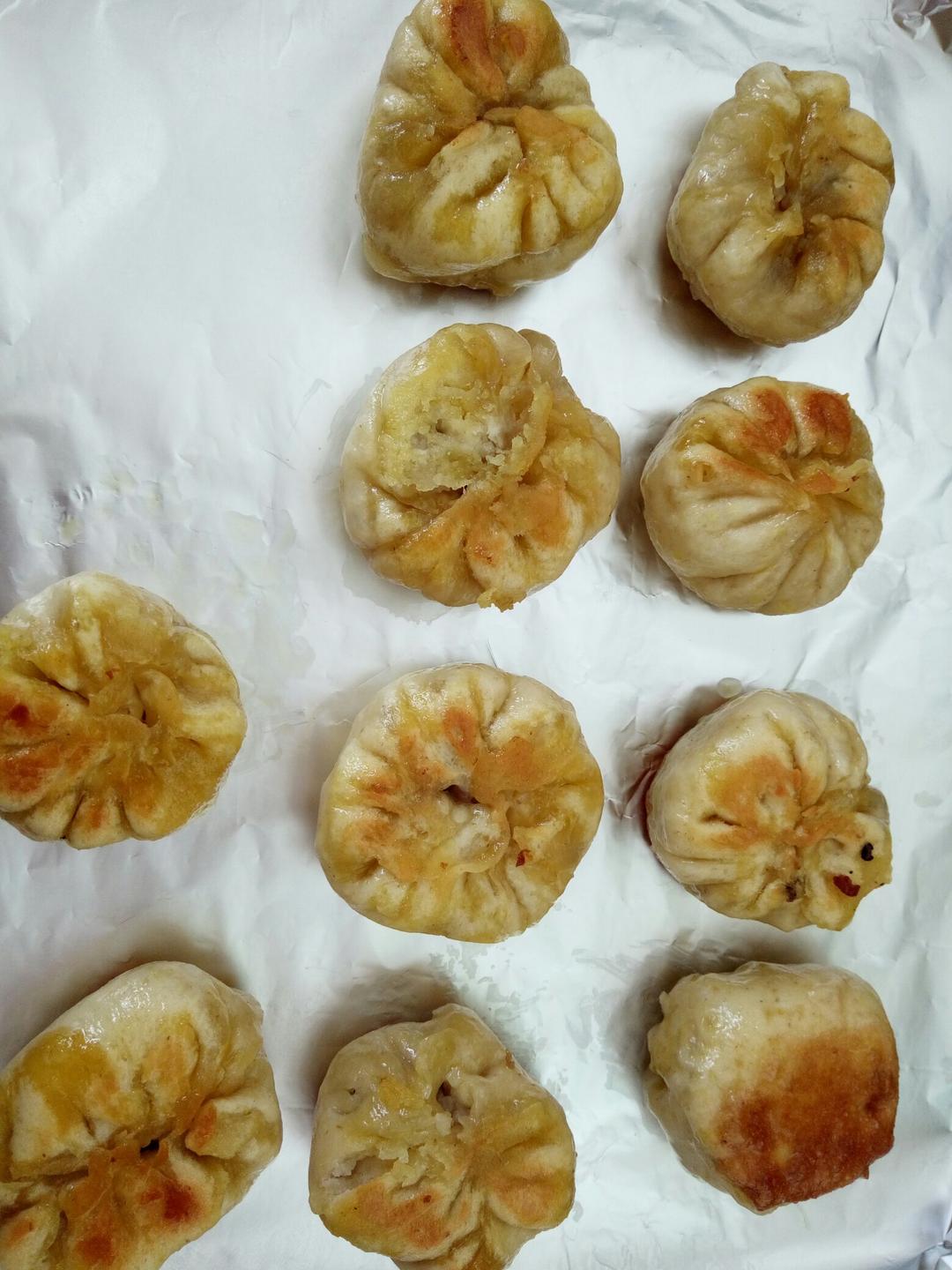 鲜虾猪肉生煎包（一定要看视频哟~）