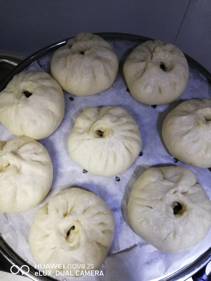 茭白咸菜包