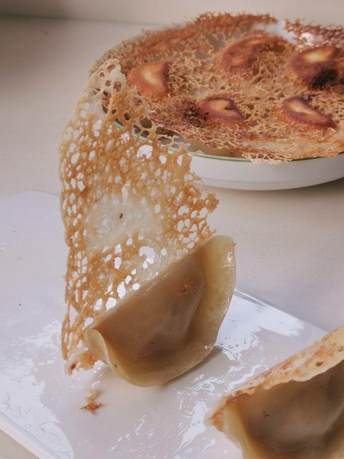冰花蕾丝煎饺