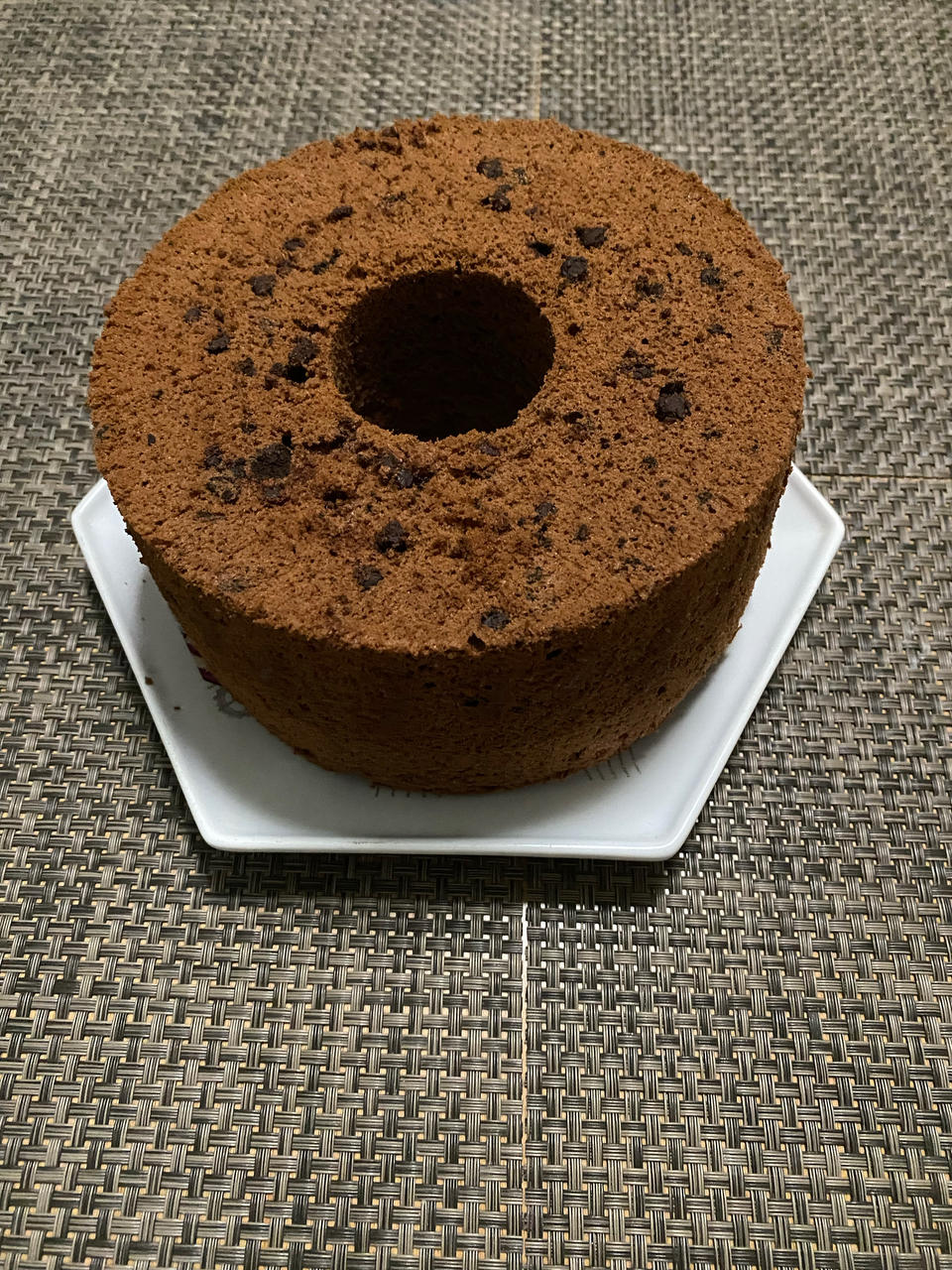 巧克力戚风蛋糕。风味浓郁不消泡，超详细做法