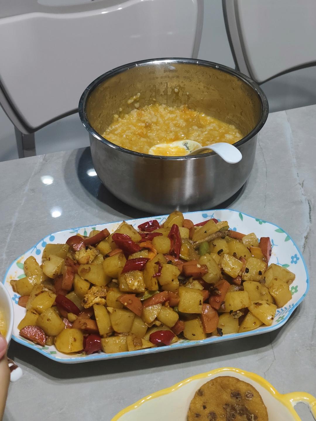 🔥巨下饭，软糯入味！比肉还好吃的红烧土豆