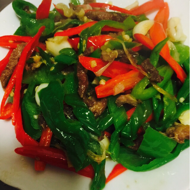 可可甜心宝贝做的辣椒炒肉