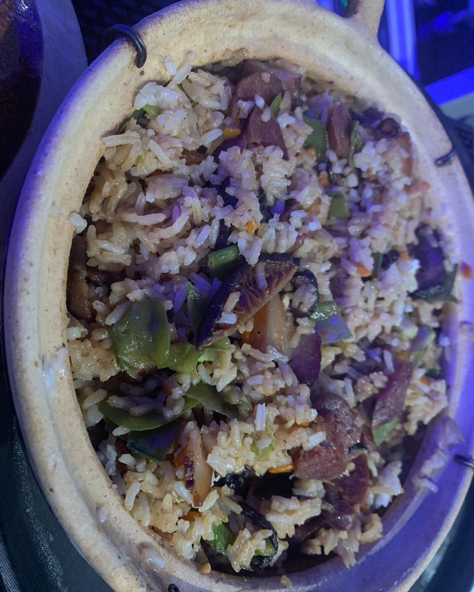 懒人必备～电饭煲腊肠焖饭