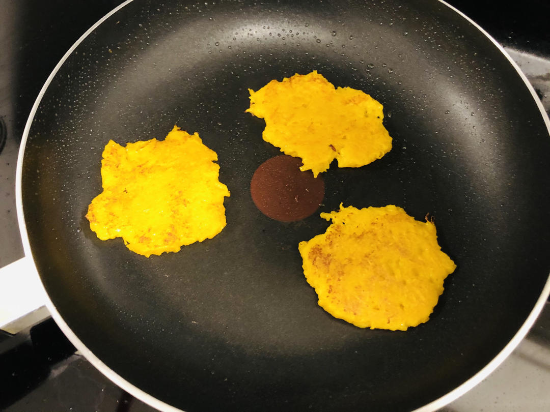 超快手百搭蔬菜饼（食材可自行替换）
