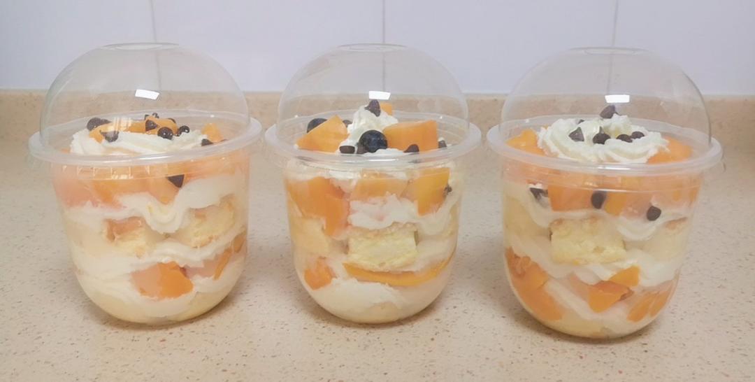 草莓芒果奶油蛋糕