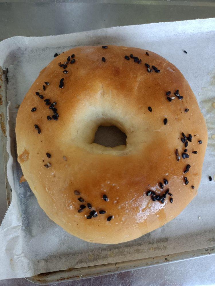 烤箱版甜甜圈୧(๑•̀⌄•́๑)૭小小群