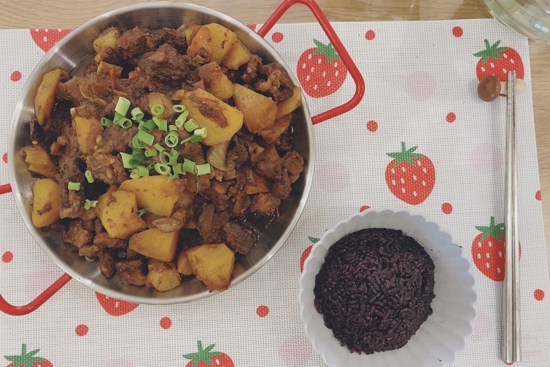 番茄土豆炖牛腩