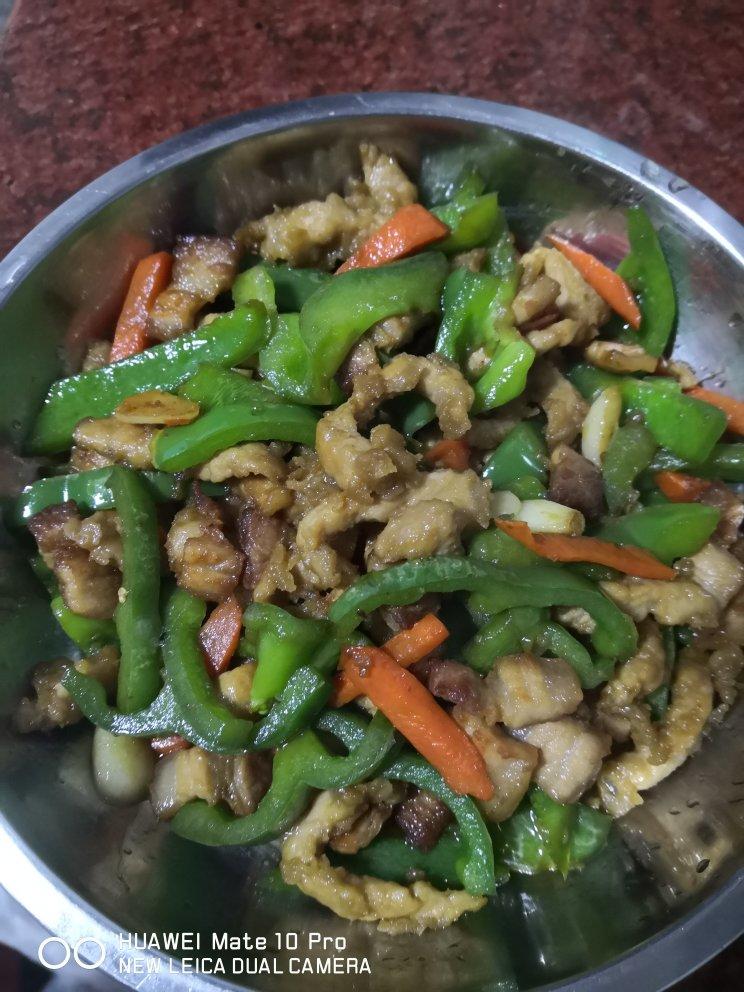 家常菜青椒炒肉