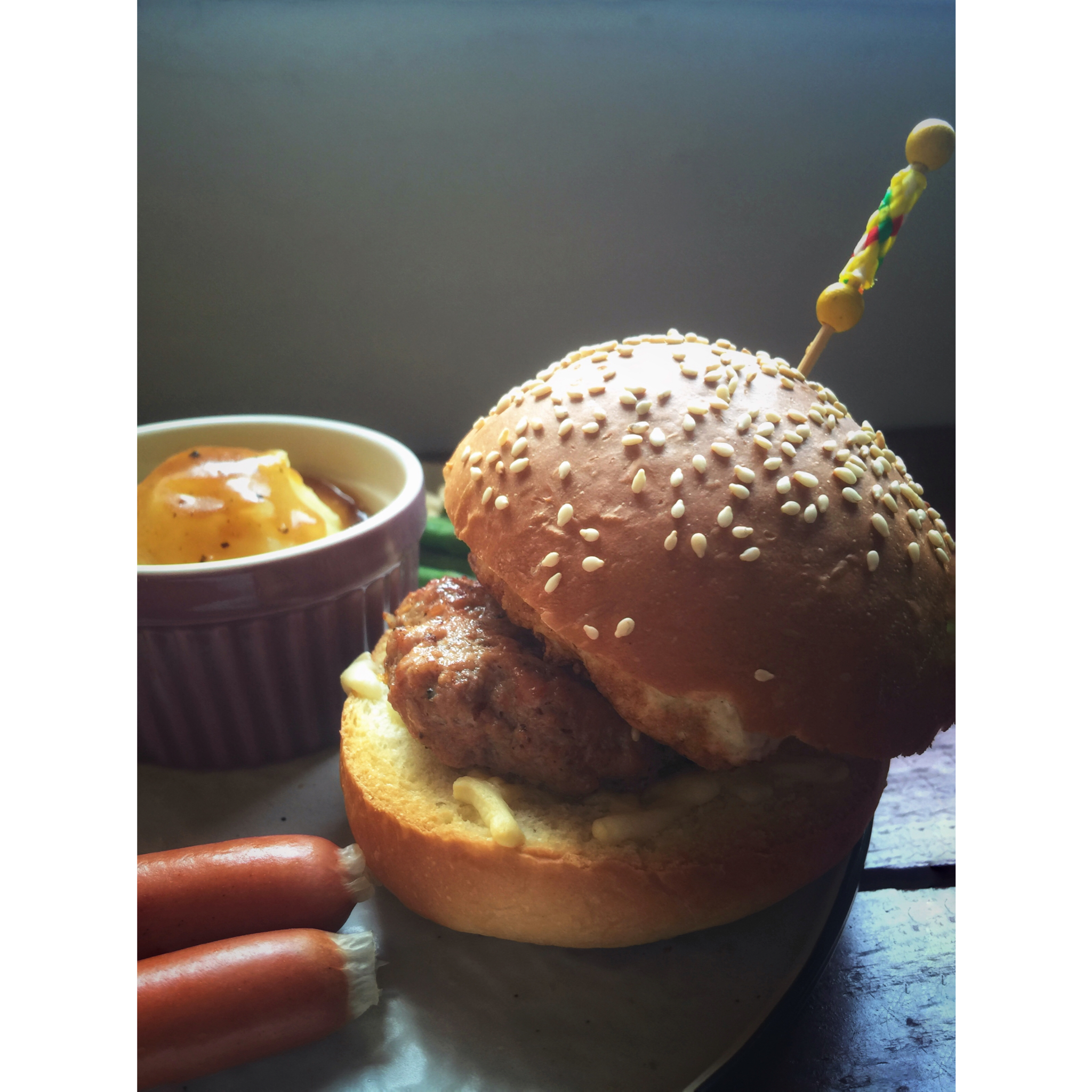 肉多汁的快手汉堡牛肉饼