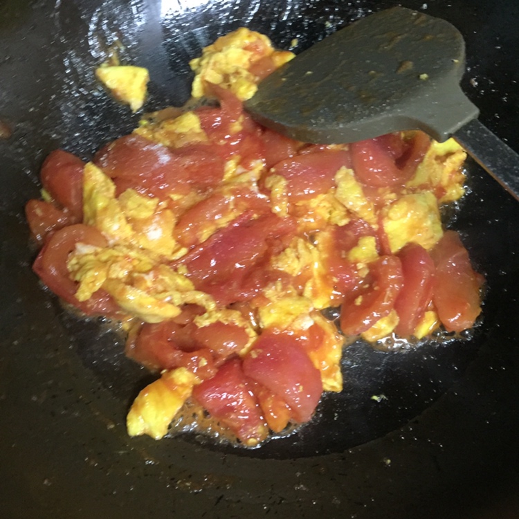 番茄炒鸡蛋的做法 步骤5