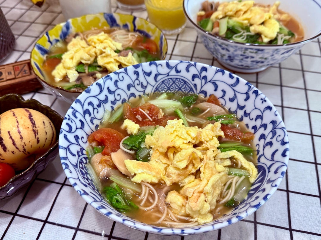 番茄鸡蛋青菜面