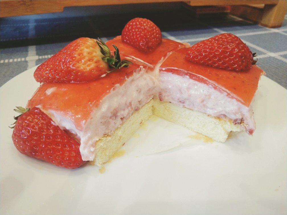 少女心ins❗️草莓巴斯克芝士蛋糕，颜值口感⬆️