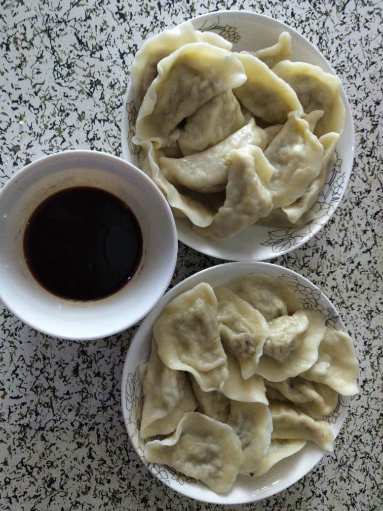 香菇鸡蛋洋葱馅饺子的做法
