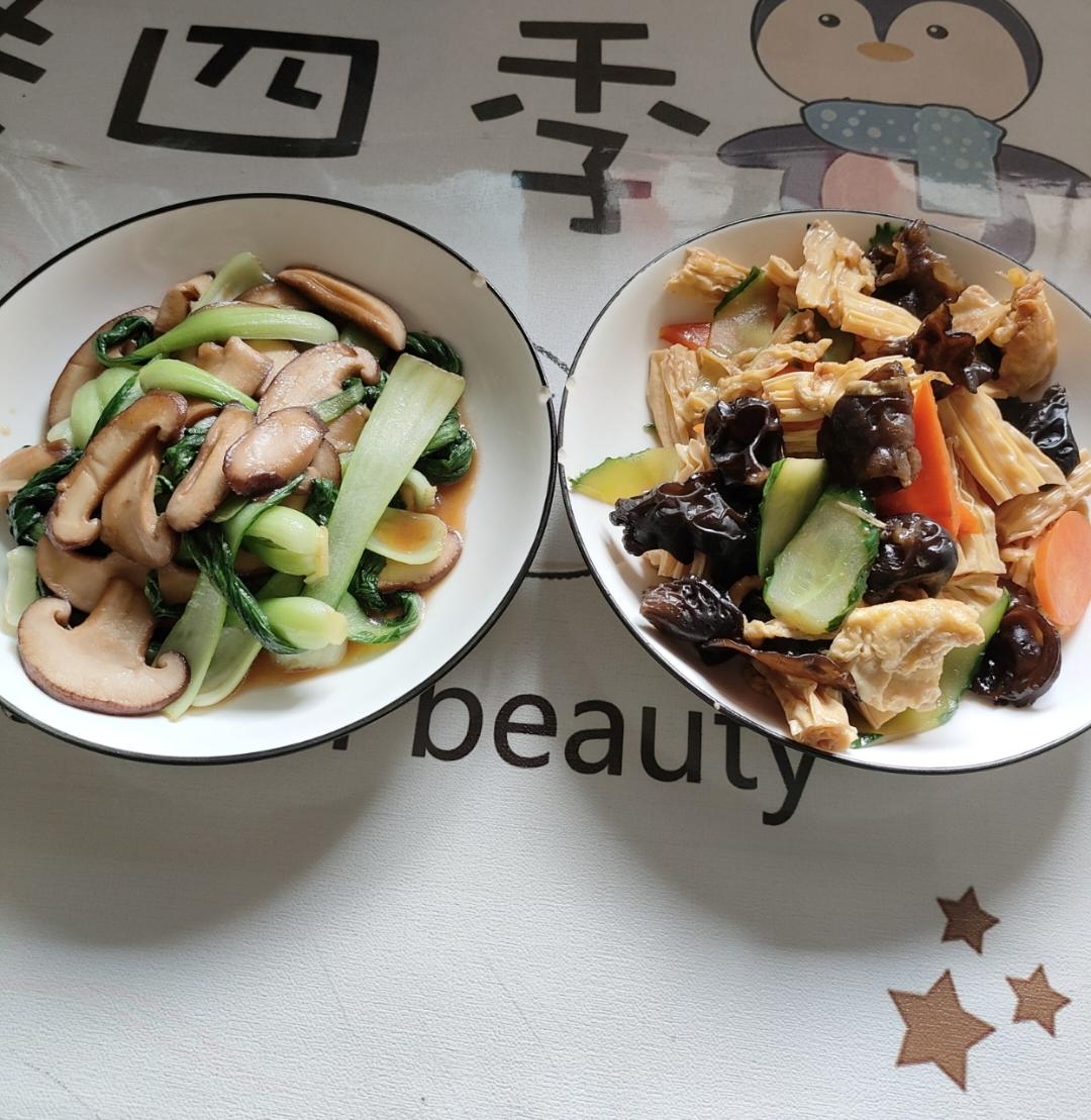 比肉还好吃的——蚝油香菇油菜