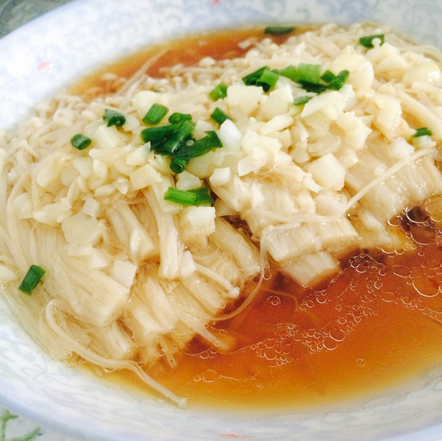 蒜蓉蒸金针菇