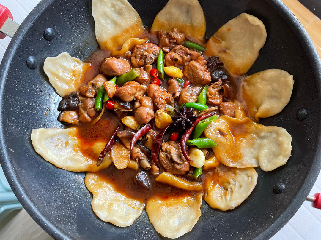 地锅鸡+自制红油【曼食慢语】
