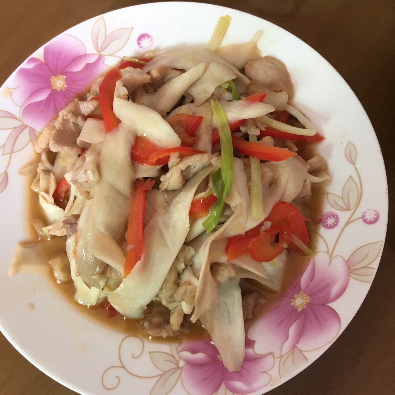 杏鲍菇炒肉片