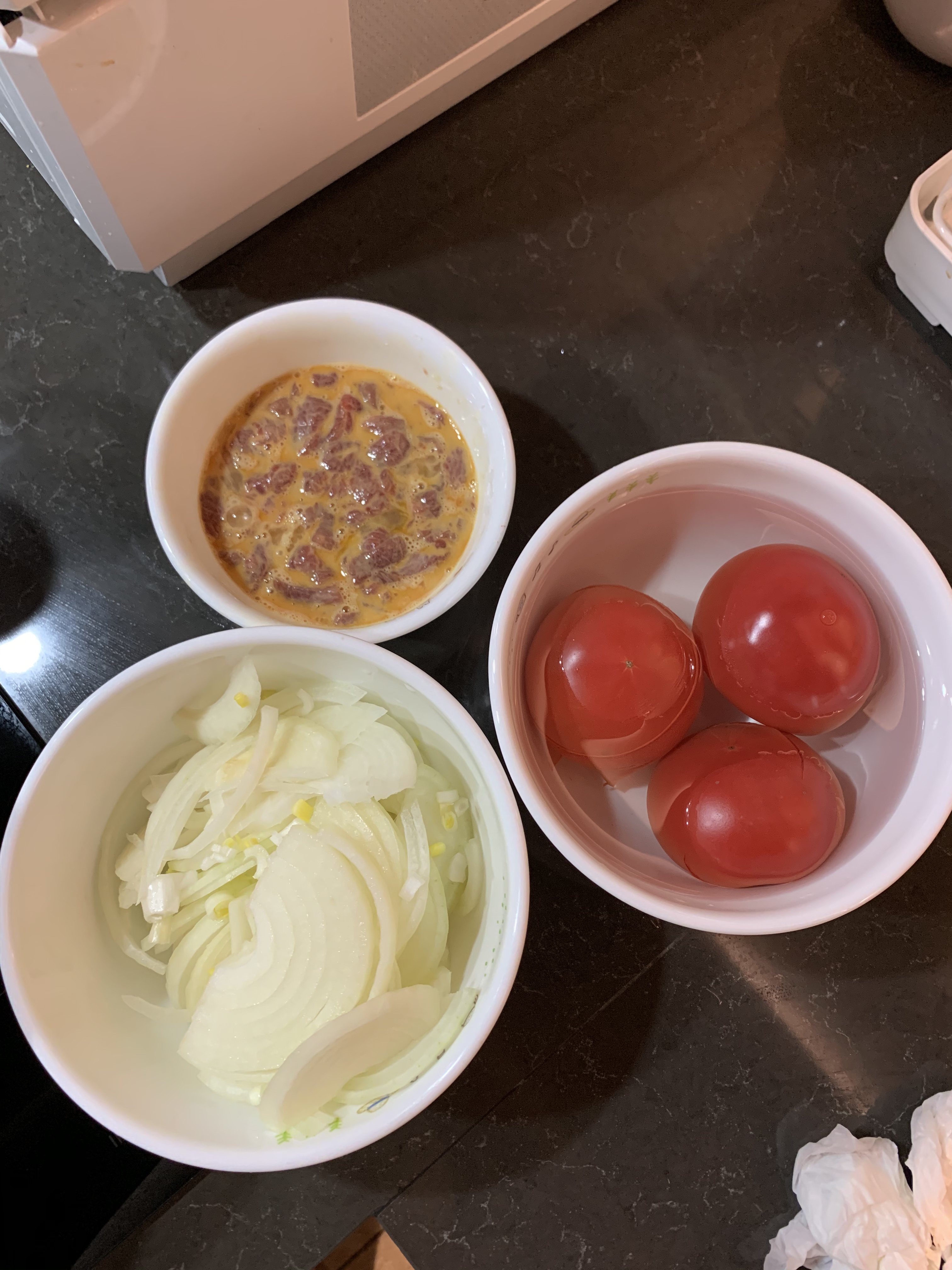 快手牛肉粒洋葱番茄汤的做法