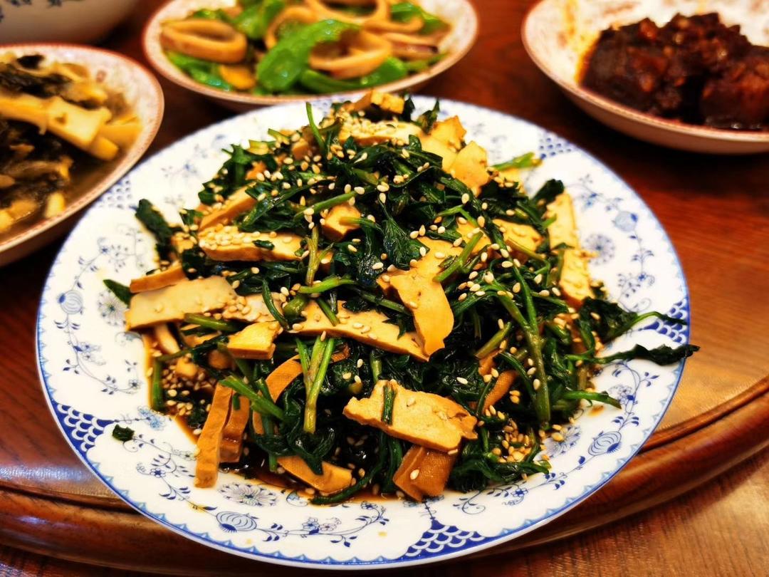 马兰头拌香干