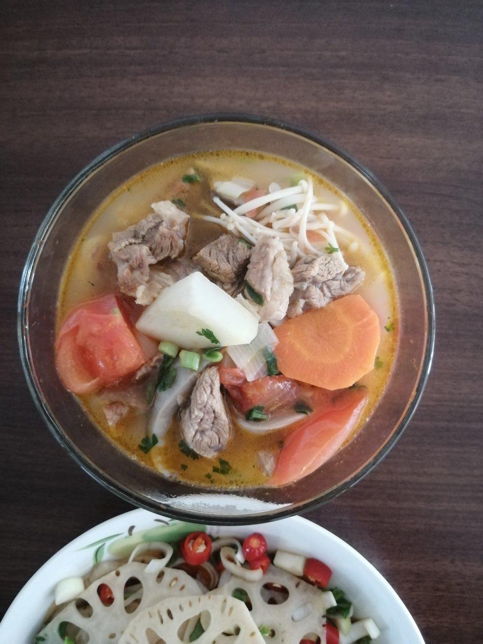 番茄土豆炖牛腩