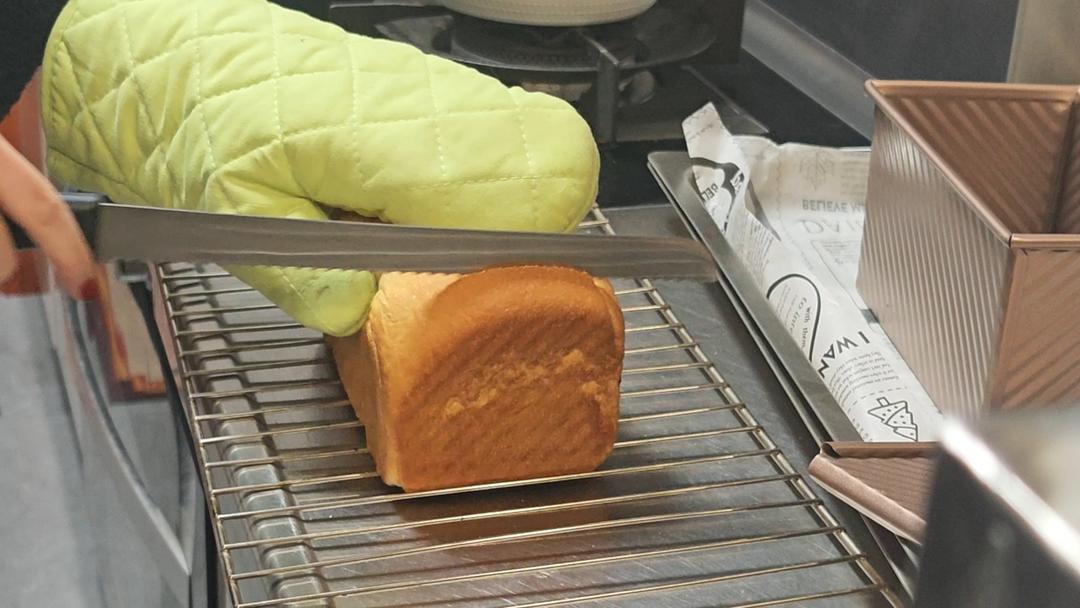 吐司，奶香手撕面包，超级香浓