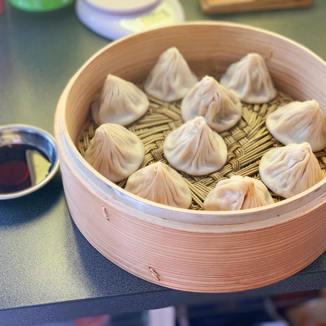 没有皮冻的小笼灌汤包