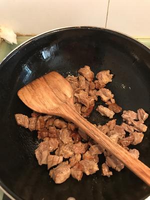 下饭红烧牛肉土豆块的做法 步骤9
