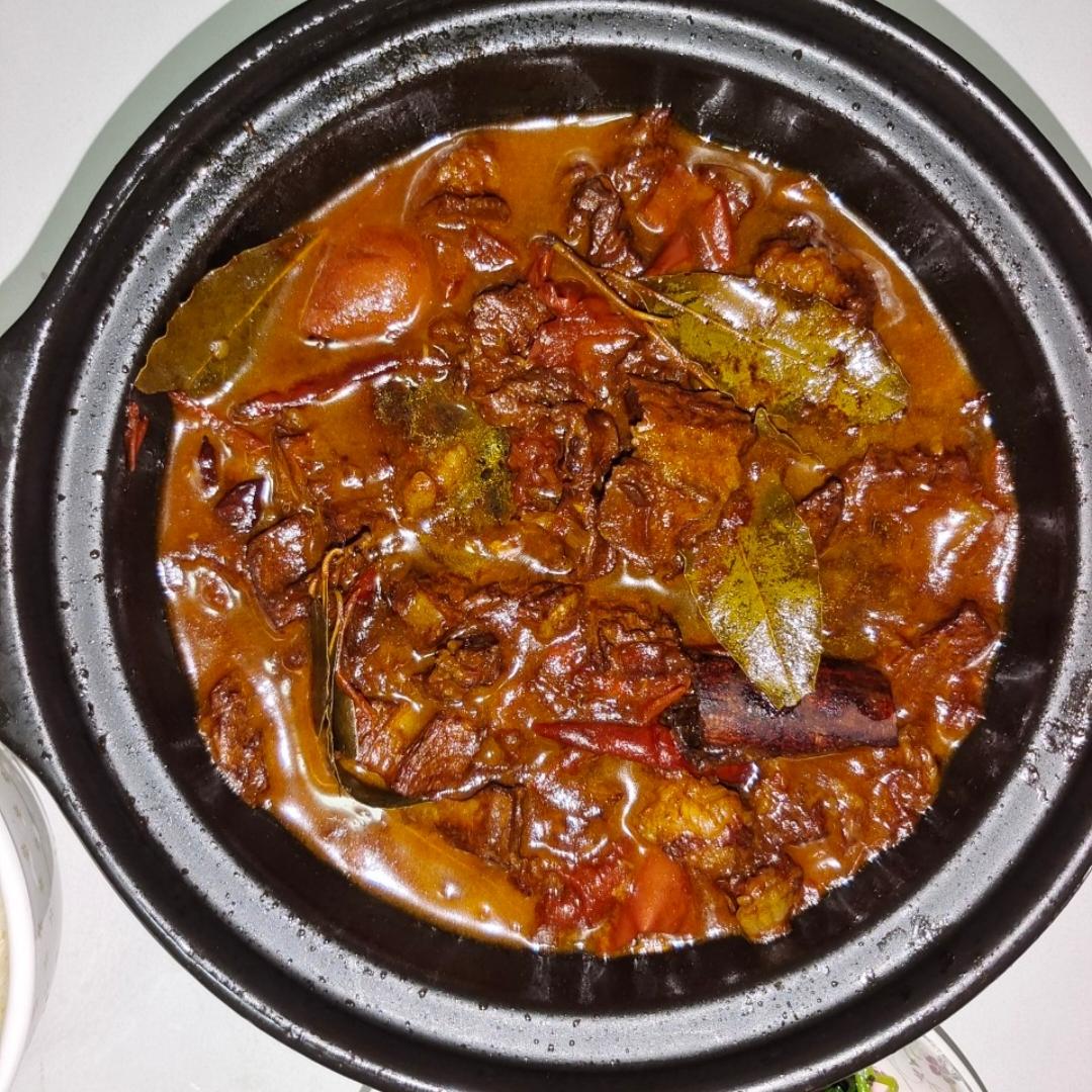 番茄炖牛腩