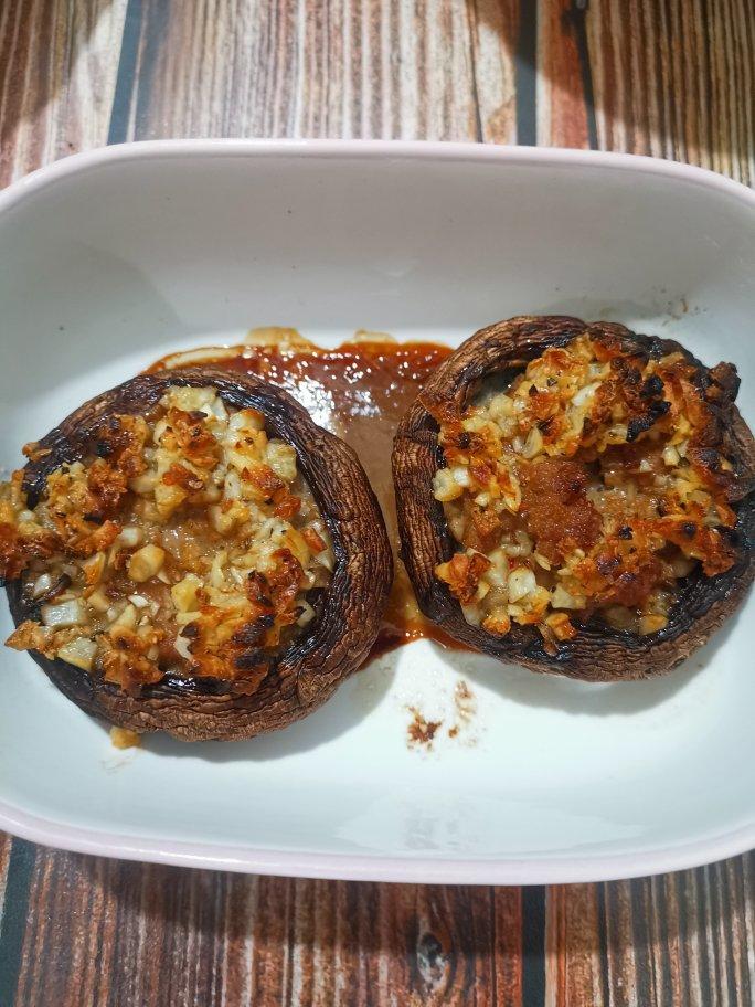 承味里昂黄油法香碎烤牛排菇，好吃的没道理！
