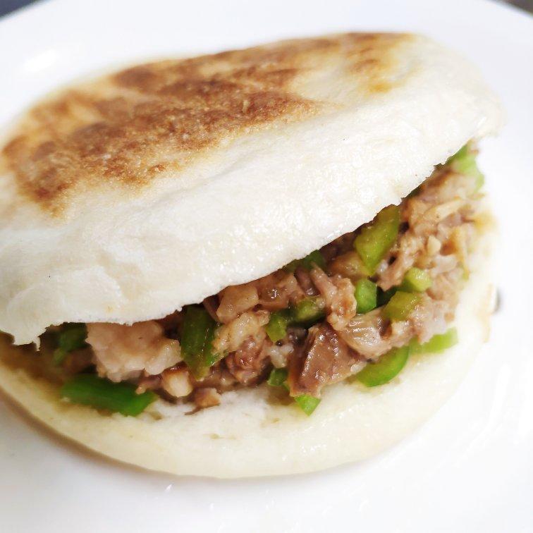 颜小妖妖妖做的肉夹馍