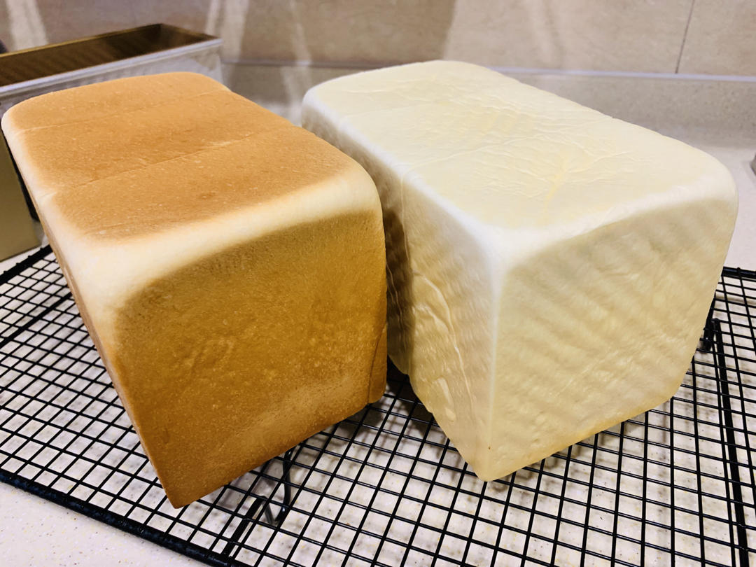 少女心满满的火龙果手撕吐司