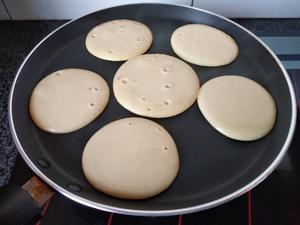 [快手早餐]超浓版豆浆（附送豆渣鸡蛋饼和黄豆粉的做法）的做法 步骤8