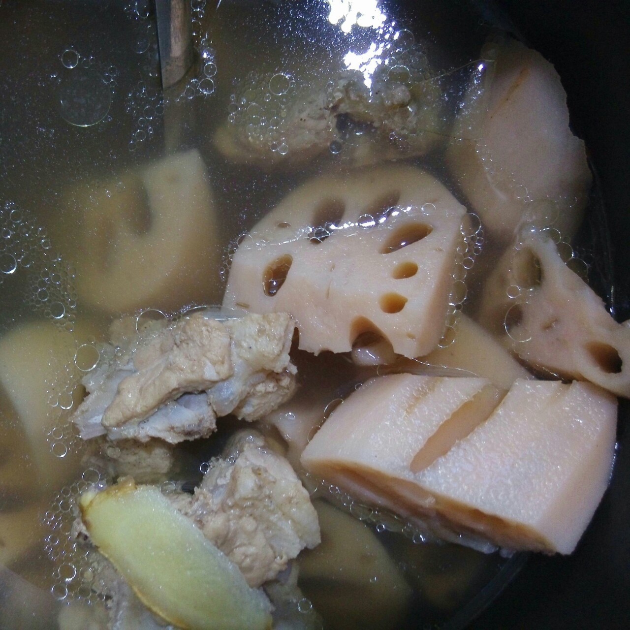 排骨莲藕汤